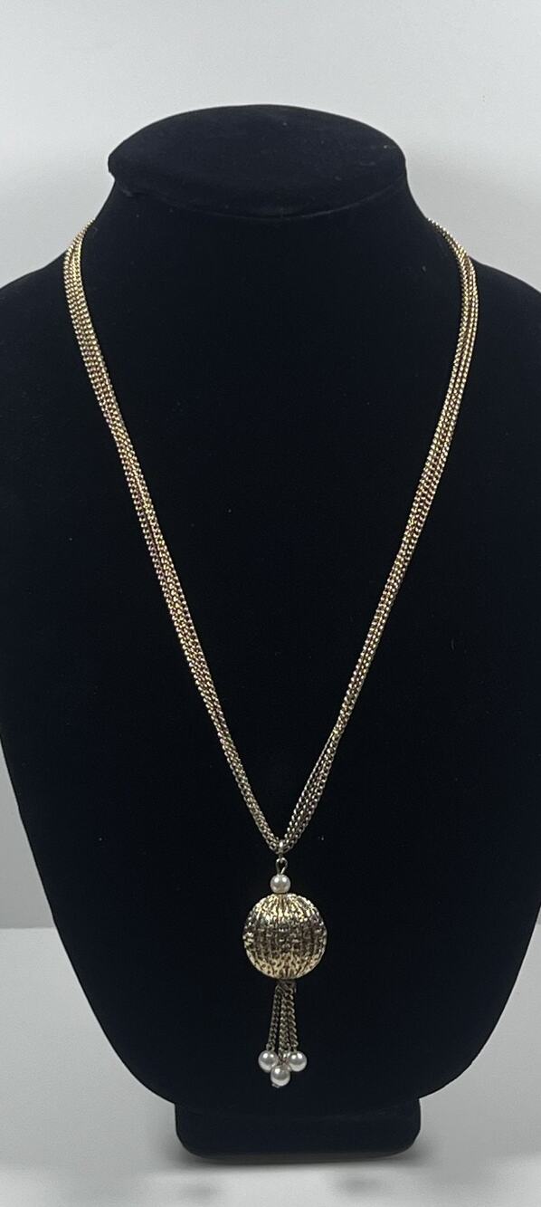 Vintage 3 Chain Gold Tone Large Ball & Tassle Faux Pearl Pendant Necklace